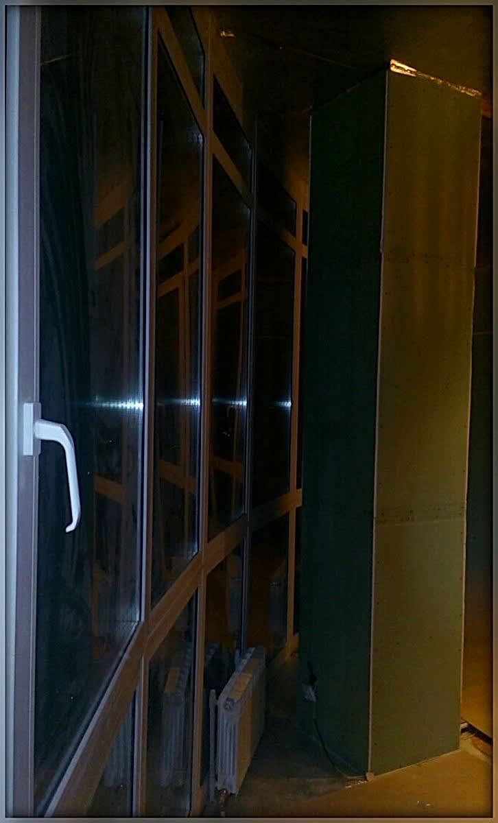 Фото утепления лоджии пеноплексом в в ЖК «Паруса над Камой» до комнатной температуры от компании Дон Балкон Астана. Лоджия объединена с кухней. Цены на объединение лоджии, балкона с комнатой или кухней на официальном сайте site24.local
